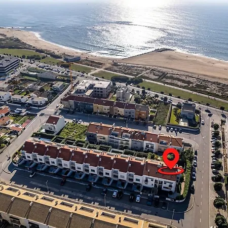 Beachfront Luxury 펜션 빌라노바데가이아