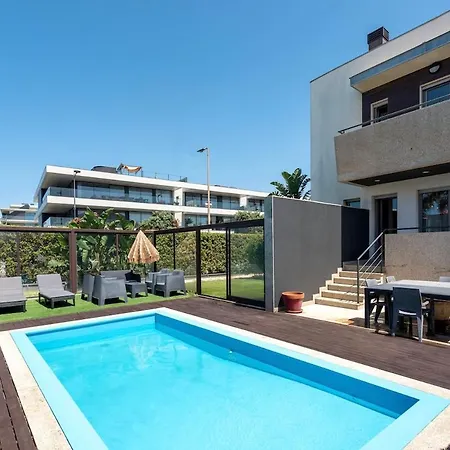 Beachfront Luxury Σπίτι διακοπών